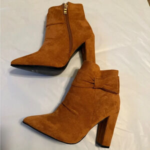 Unbranded Tan Booties Size 7.5 (38)